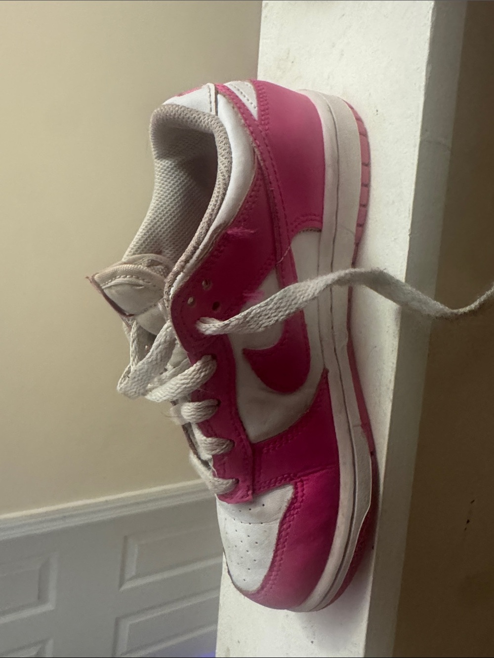 Nike Dunks Kids White and Hot Pink Low-Top Sneakers - 2Y